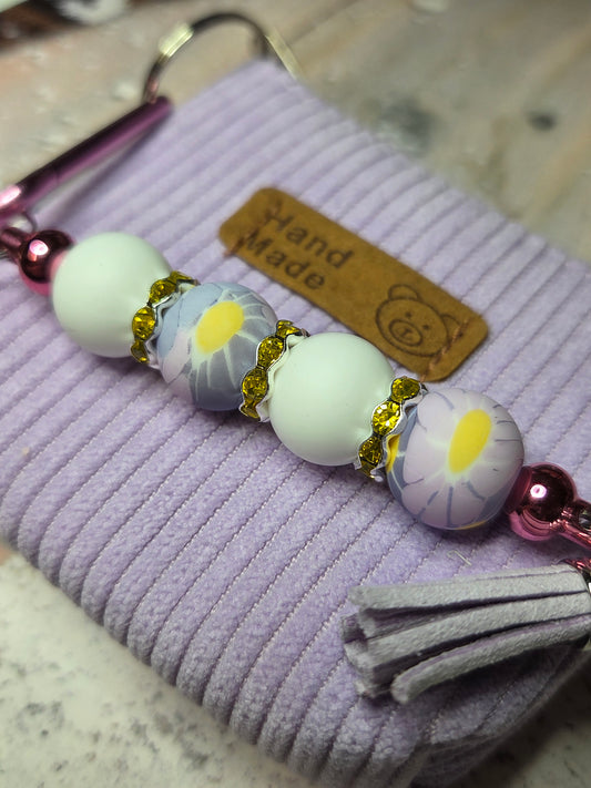Coin purse with detachable beaded key ring - lilac
